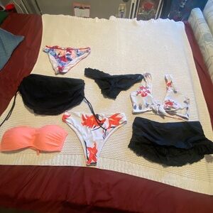 Floral and Solid Swimwear Set (Assorted)